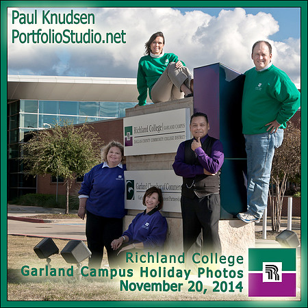 Garland HolidayPhotoShoot LABEL