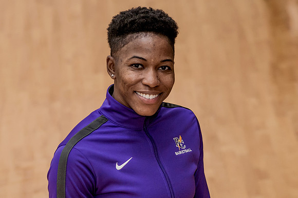 +20191025-9915 EricaWhite-HeadCoach