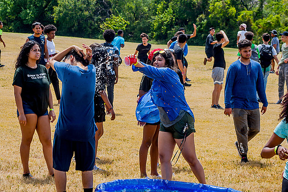 190823-0702