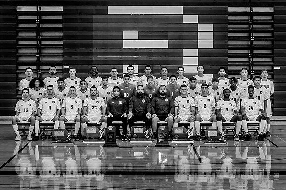 +20191029-0102  (46BW) Men's2019SoccerTeam