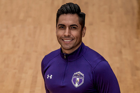 20191029-0094 AlbertRodriguez,AsstCoach
