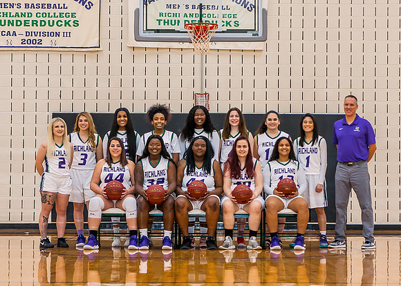 +20190201-0491 RLC 2019 Women'sBasketballTeam
