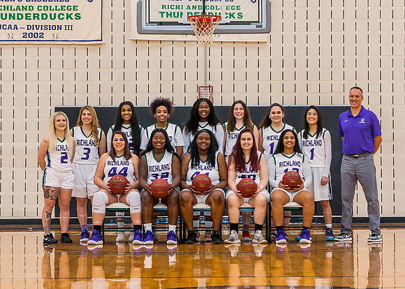 +20190201-0489 RLC 2019 Women'sBasketballTeam