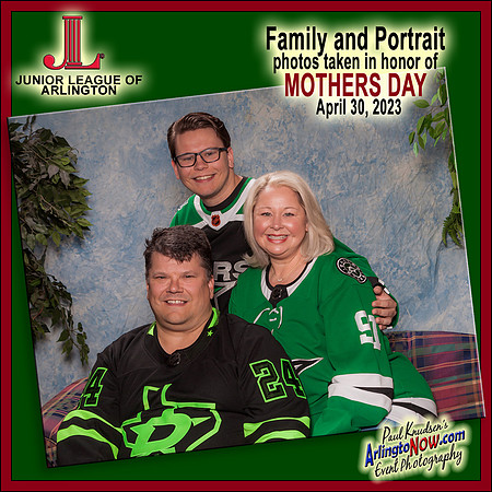 +++8406 JLA PortraitsForMothersDay LABEL