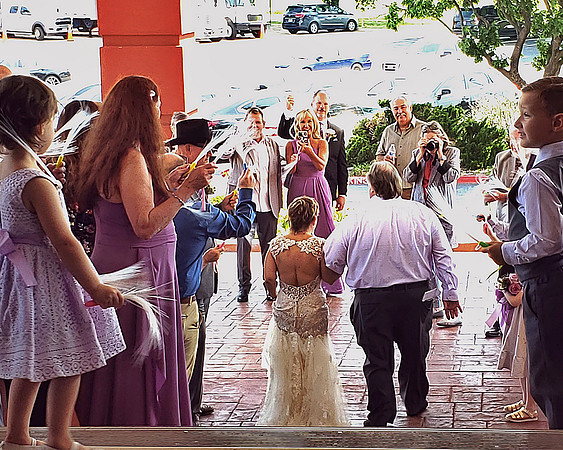 ©230603_1626 Karolyn&Jack exit to the pedicab++