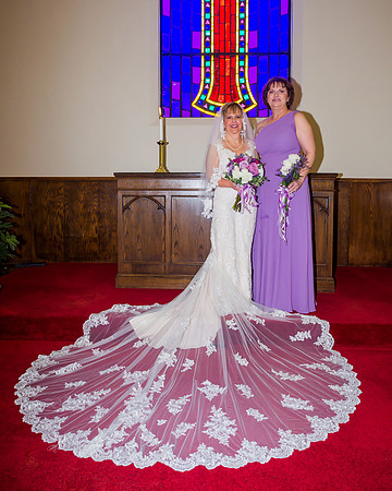 230603-0199 Karolyn's Bridal w-MOH (8x++